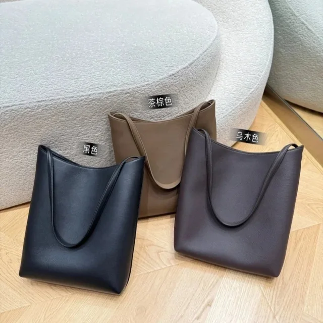Leather Tote Bag Black Minimalist Style