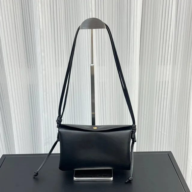 Minimalist Leather Crossbody Black Shoulder Bag
