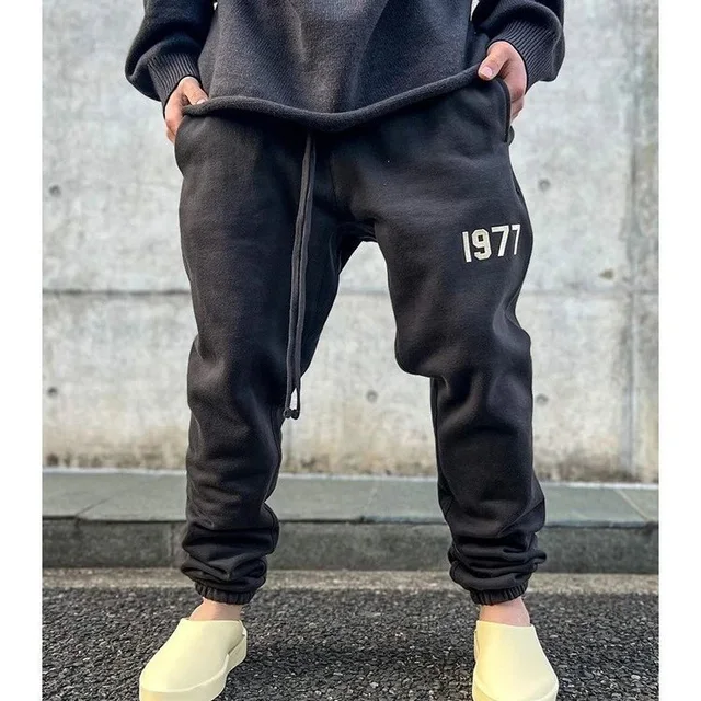 Unisex 1977 Black Casual Sweatpants
